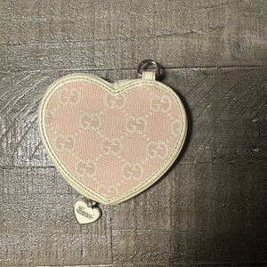 Gucci Beige and Pink Heart Coin Purse